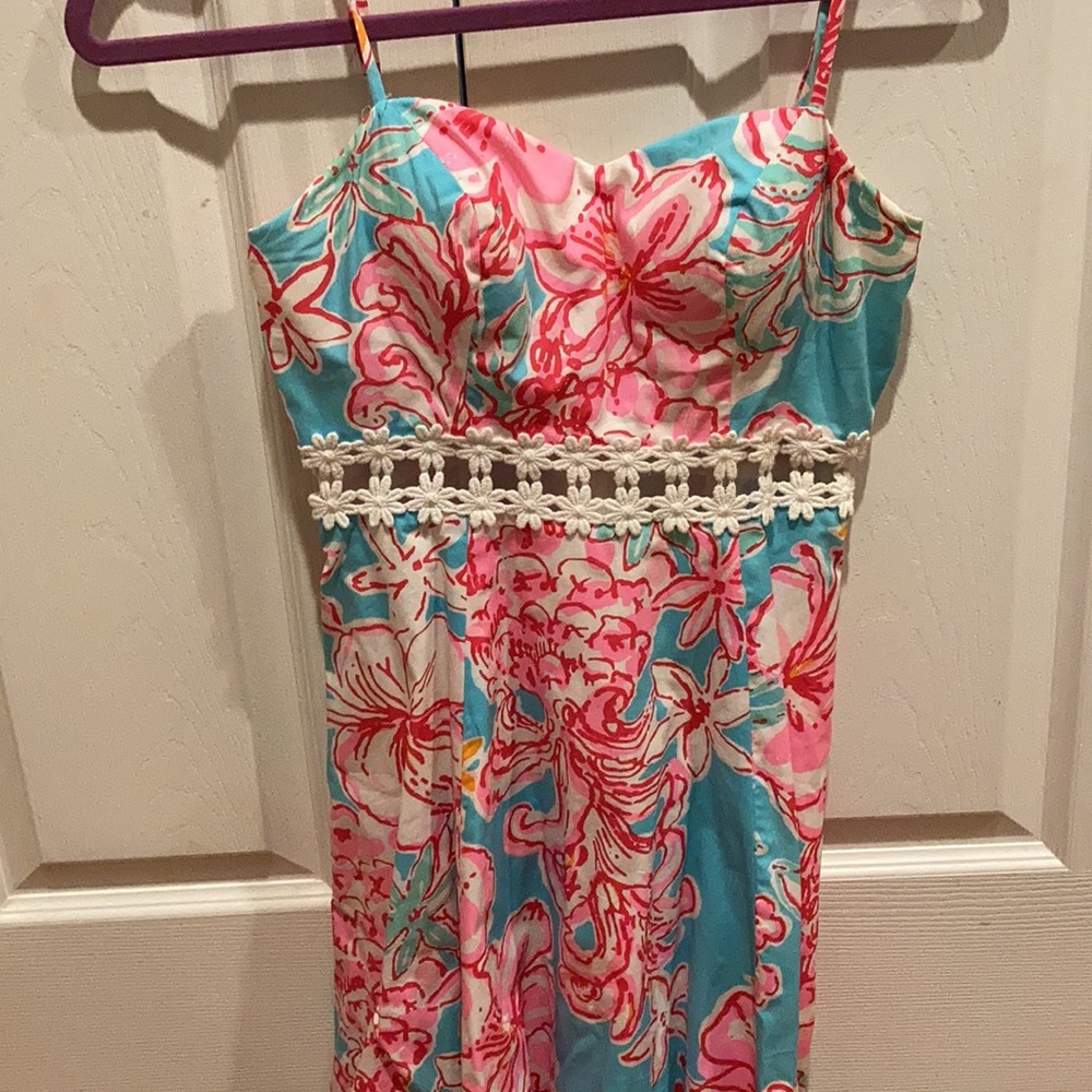Lilly Pulitzer dress size 00 color changing !